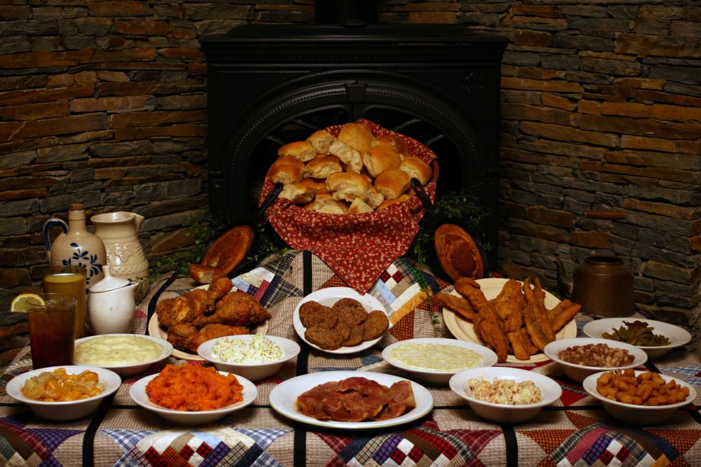 Christmas Dinner Farmers Daughter 2023 Food on table Jpeg from The Farmers Daughter Restaurant & Catering